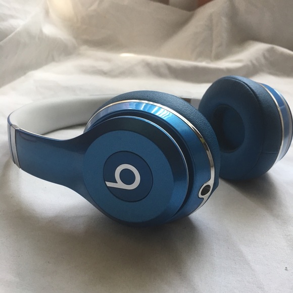 Beats by Dre Solo 2 wired headphones - Picture 2 of 5